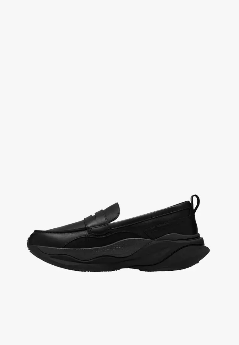 Jual CLARKS Clarks Mens Pace Lo - Black Original 2026 | ZALORA Indonesia