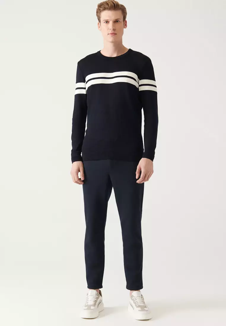 Crew Neck Knit Sweater