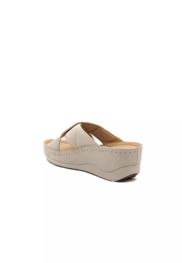 Hush Puppies Women s Wedges Nyra in Cream