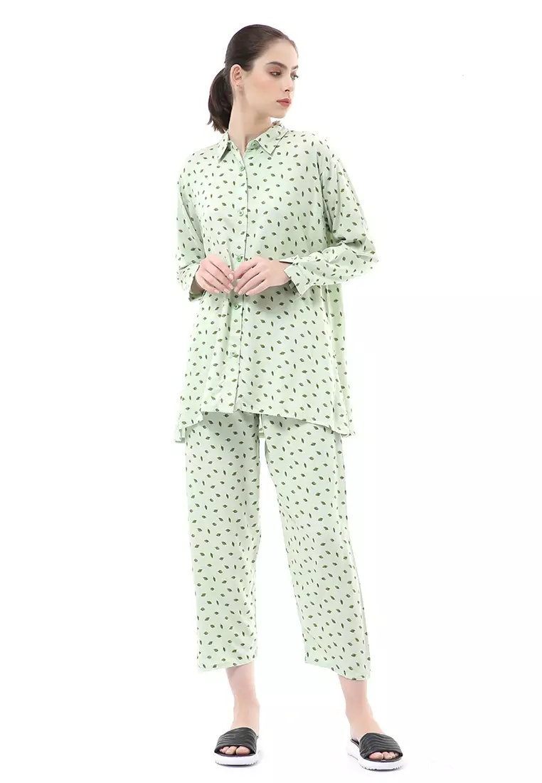 Nayra One Set Setelan Kemeja Wanita Lengan Panjang Motif Daun Full Kancing Material Rayon ORIGINAL - Green