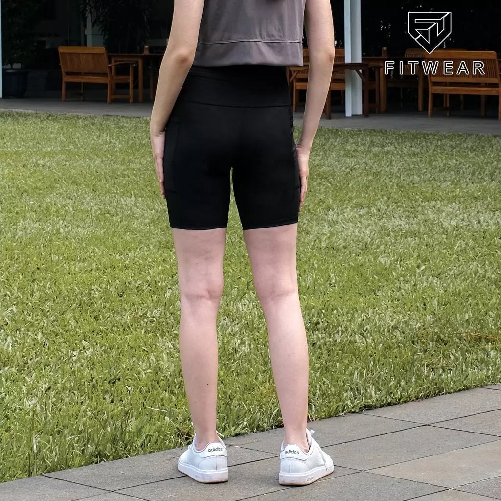 Fitwear Legging / Celana Pendek Olahraga PHARITA POCKET TIE - BLACK TIE