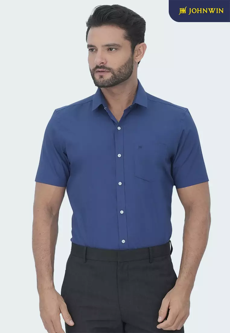 Johnwin - Kemeja Formal Oppulence - Kemeja Pria - Model Basic - Katun Knitting - Lengan Pendek - Slim Fit - Biru - FSH.650.K393.1013.C-S/S