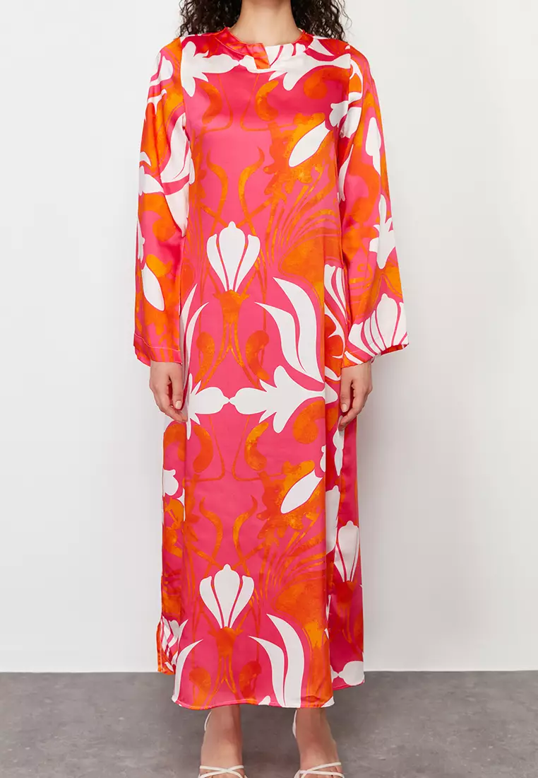 MODEST Printed Dress