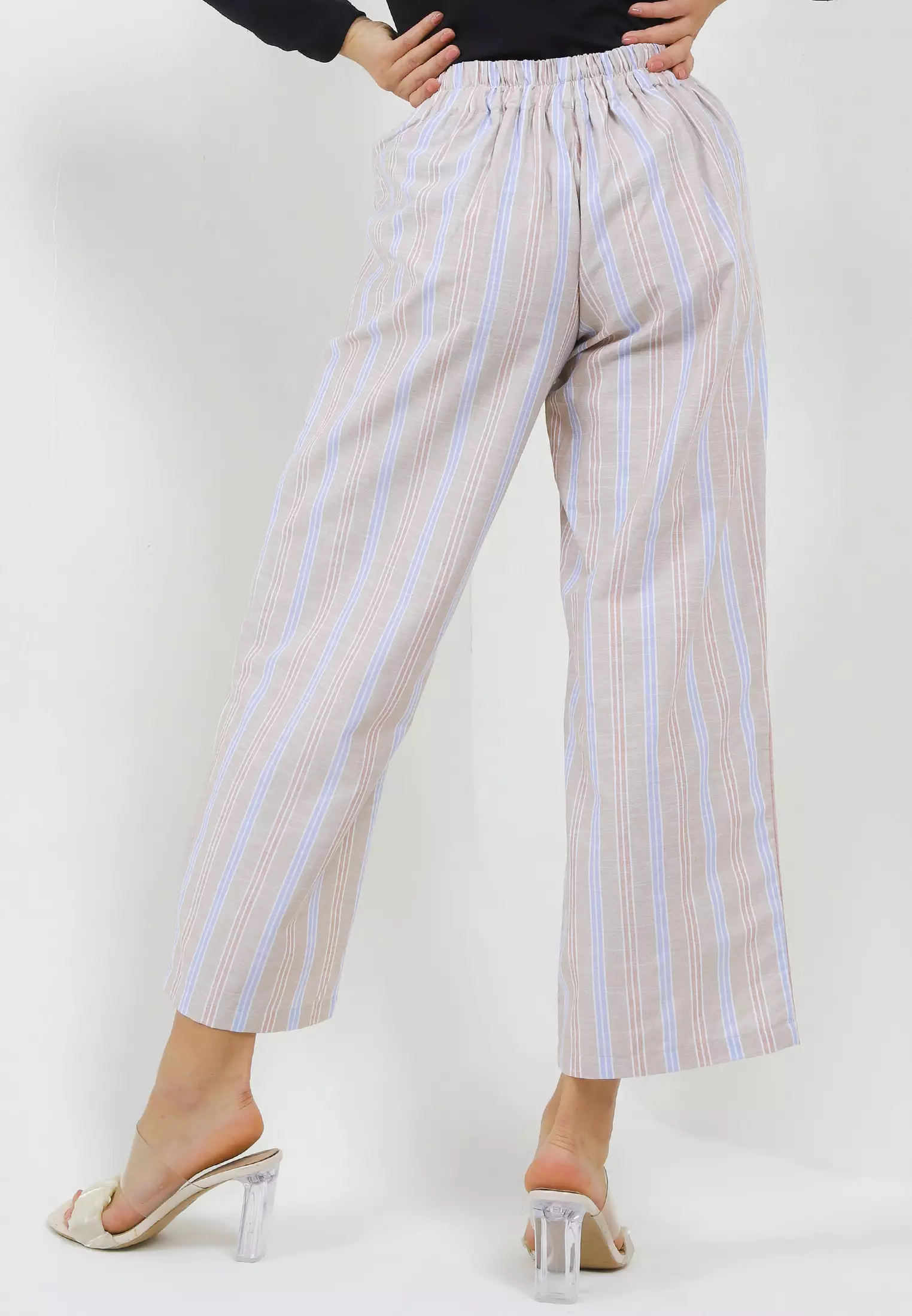 MFMW Namii Celana Panjang Kulot Coklat Motif Salur