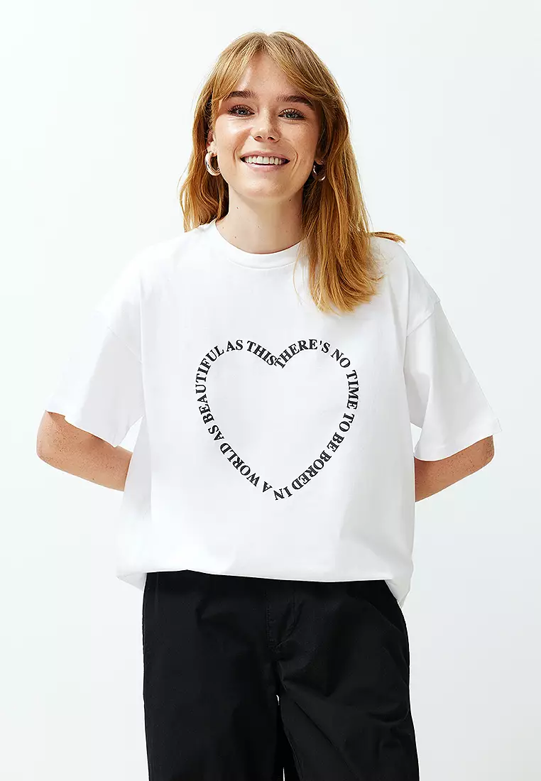 White Heart Motto Printed Oversize/Casual Fit Knitted T-Shirt