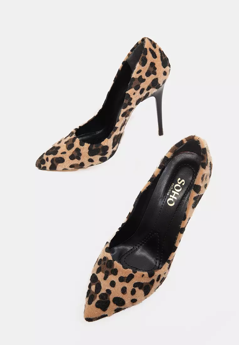 Classic Heeled Shoes