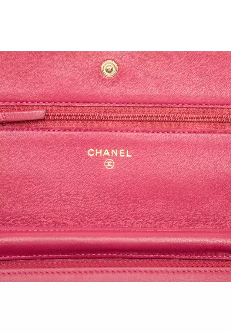Pre-Loved Chanel Cc Embossed Lambskin Camellia Wallet On Chain