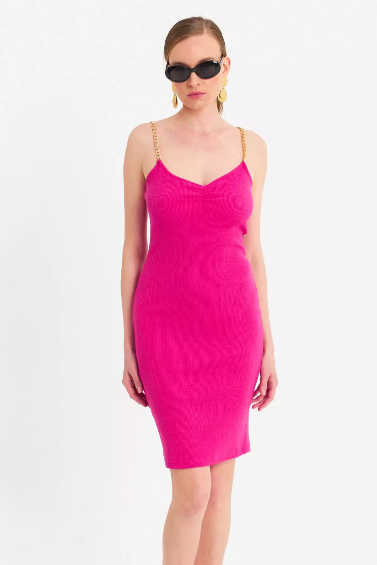 V領金屬鏈吊帶迷你連身裙