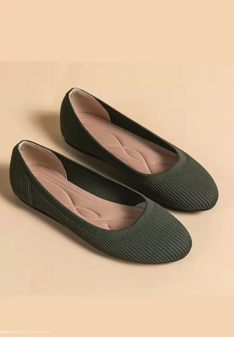 Buy Twenty Eight Shoes Round Toe Knitted Flat Shoes TJ-Y2 2025