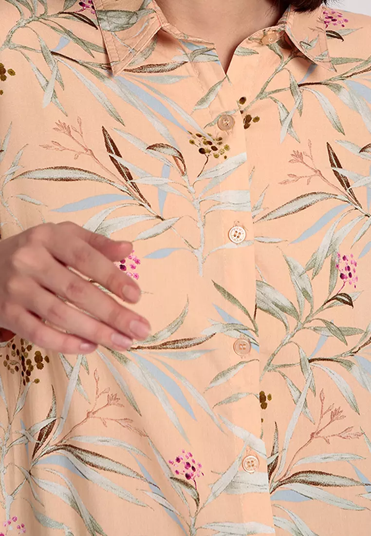 Blouse Motif Bunga C556J12