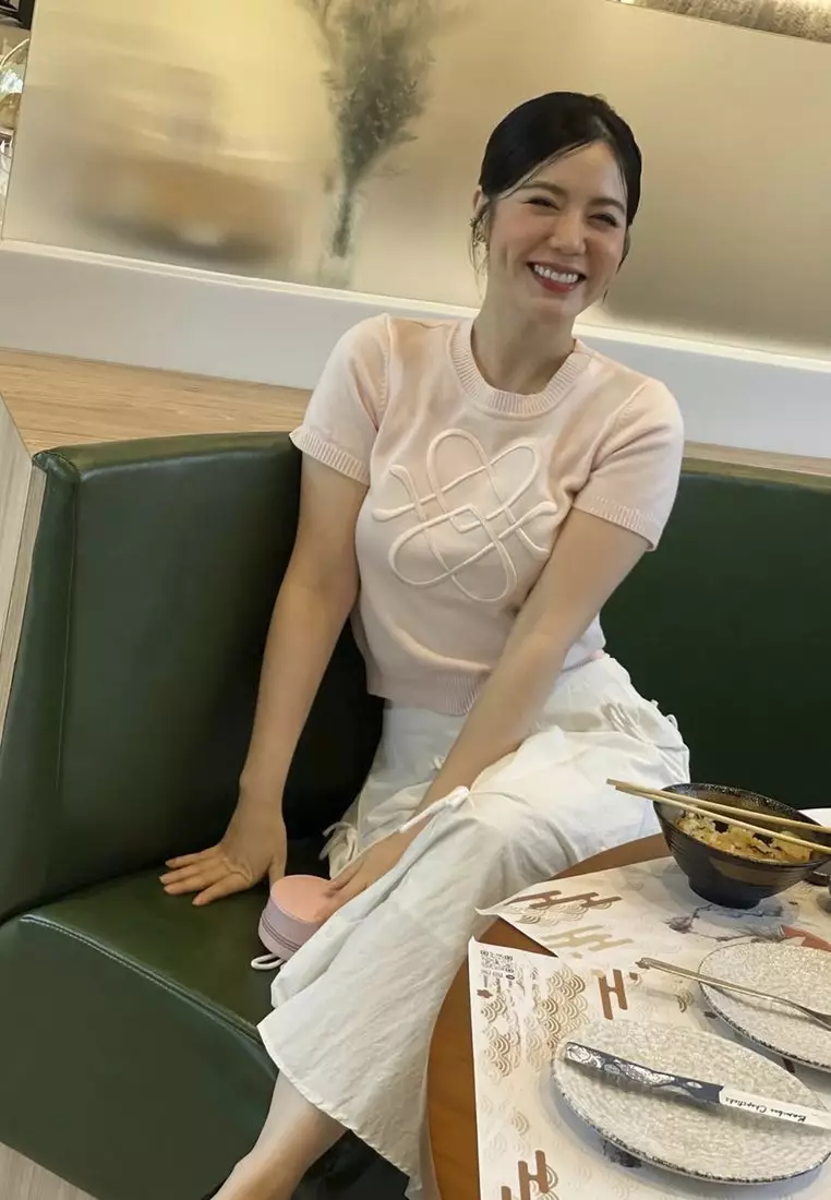 Embroidered Knit Top - Light Pink