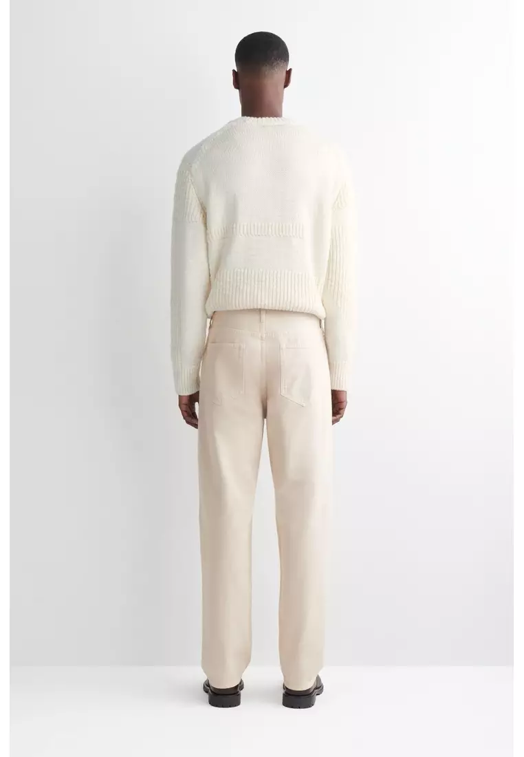 SIGNATURE STRAIGHT-LEG JEANS