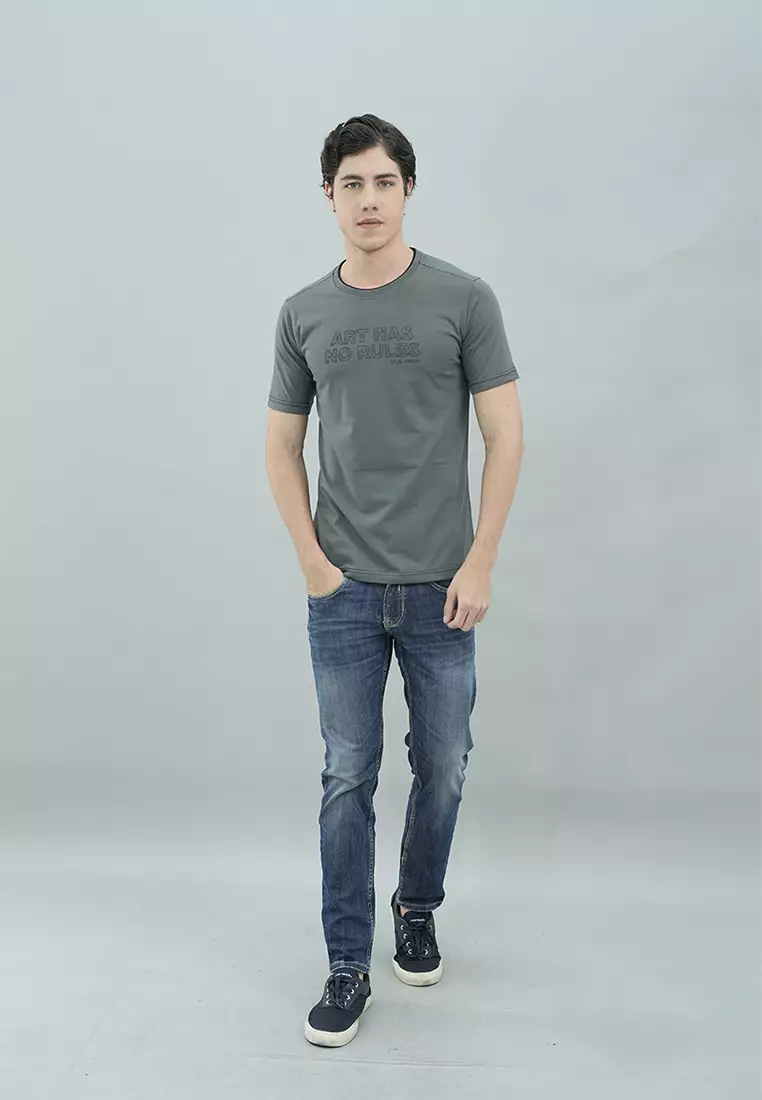 LGS - Kaos Casual Lengan Pendek Gambar Sablon "Art Has No Rules" Warna Abu Slim Fit - JTS.322.S3210F.01.C
