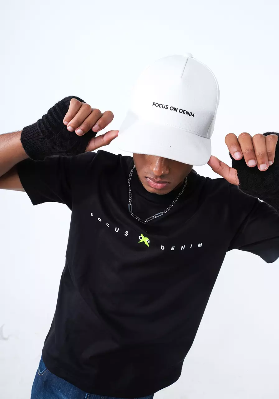 Kaos Pria Regular Opium Black