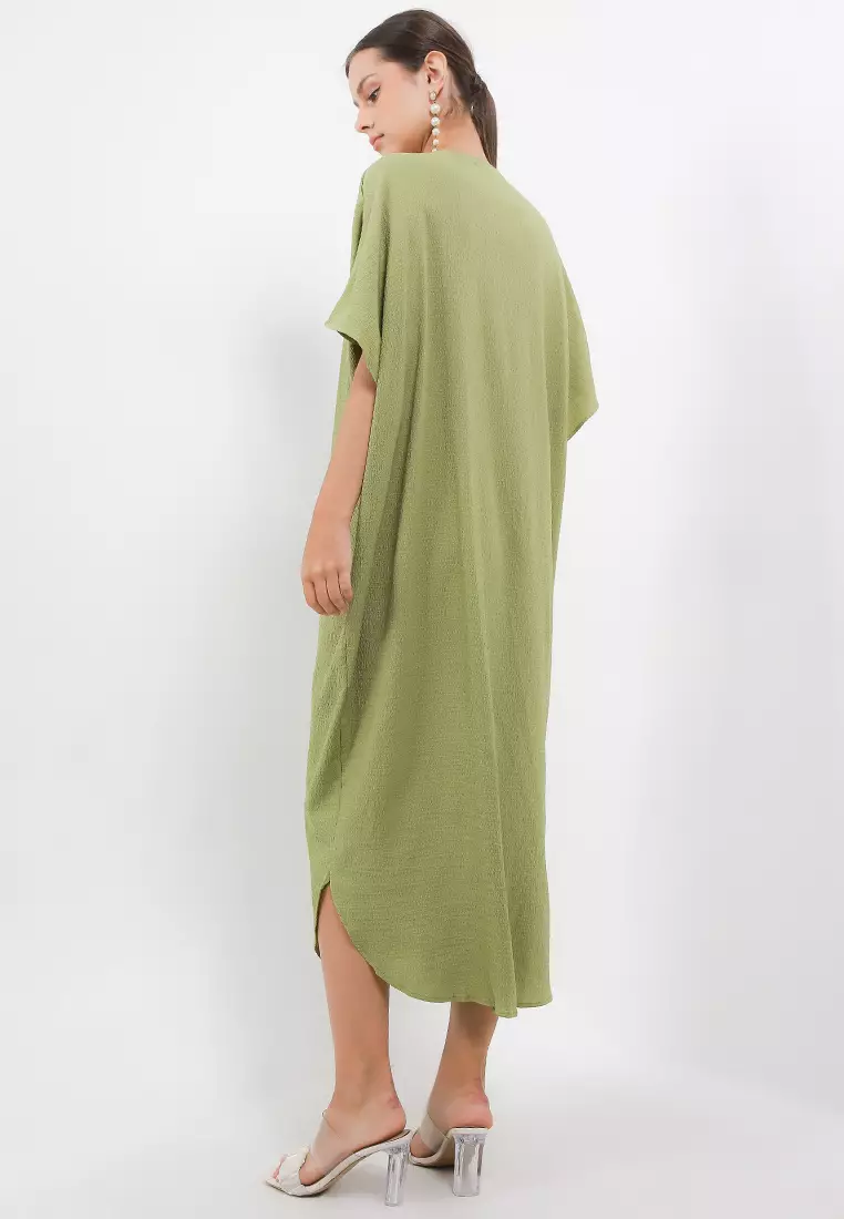 Texture Ruched Kaftan With Pin