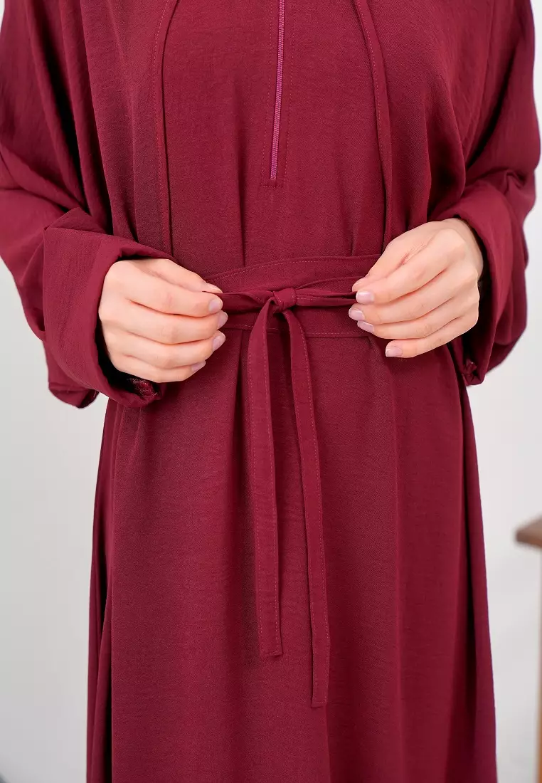 Xavera Abaya Hoodie Maroon