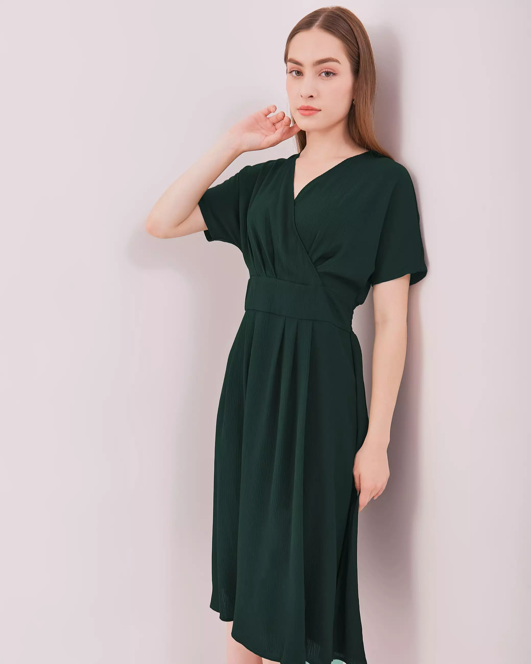 Urban Exchange Cecilia Green Dress - Gaun Midi Dress Kasual Dress Natal Warna Green