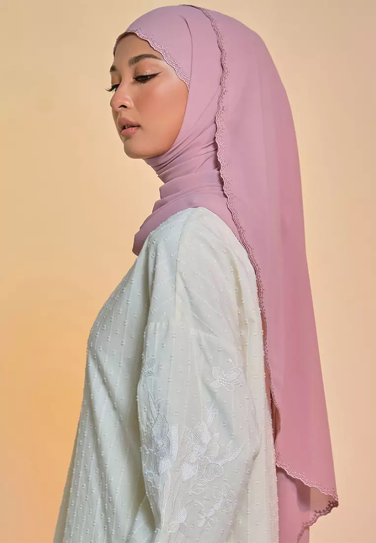 Tanuja Embroidered Scallop Headscarf - Wild Rose