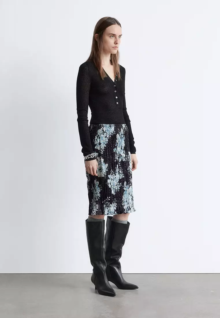 Knee-Length Crêpe Skirt