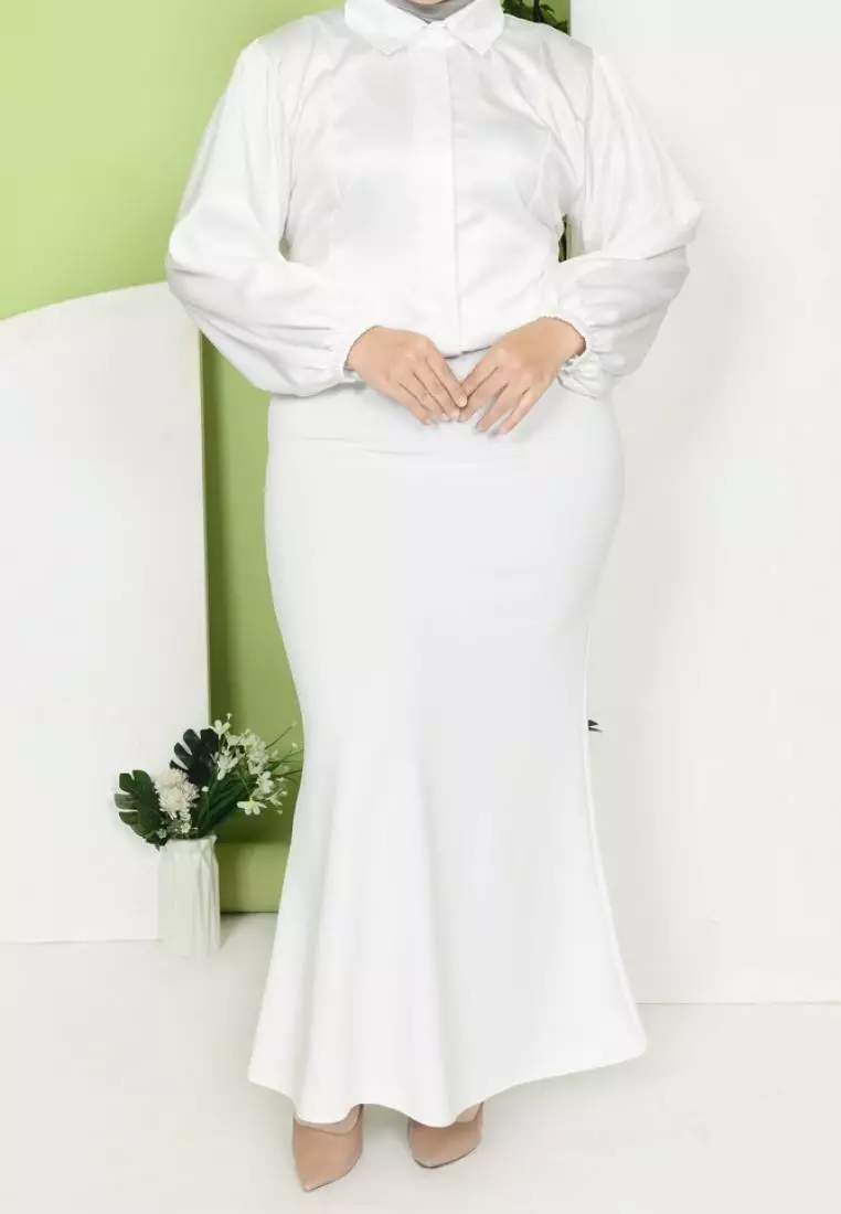 Ayu Mermaid Skirt - Broken White M19313 R33S3 (L-XL)