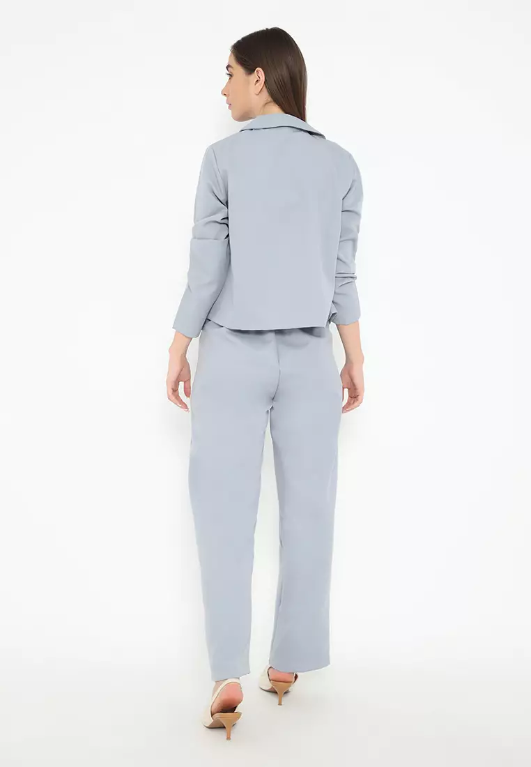 Mannequin Casual Crop Blazer Set