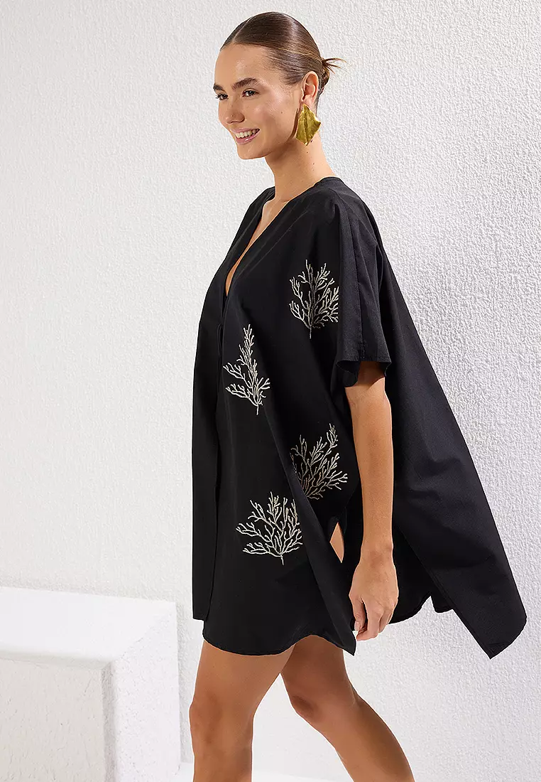 Woven Embroidered Beach Kimono