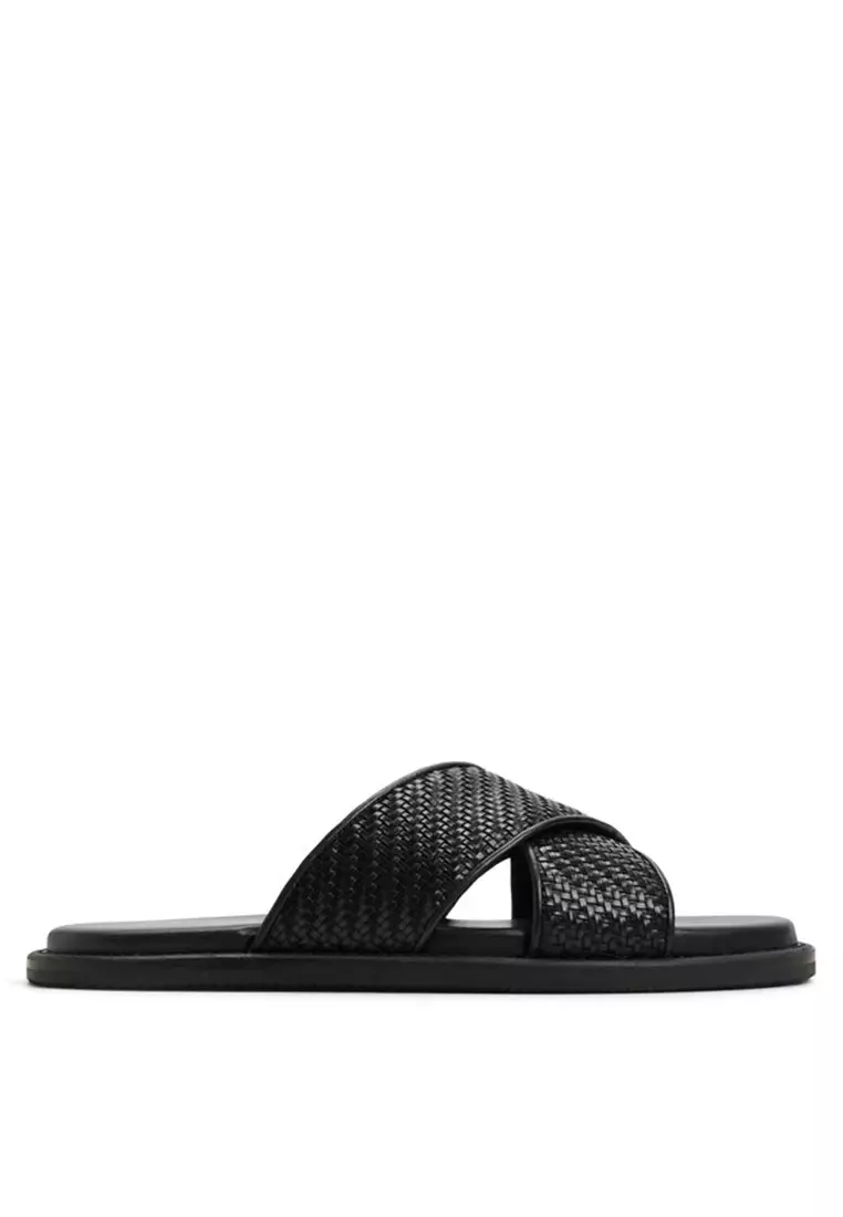 Tarik Sandals