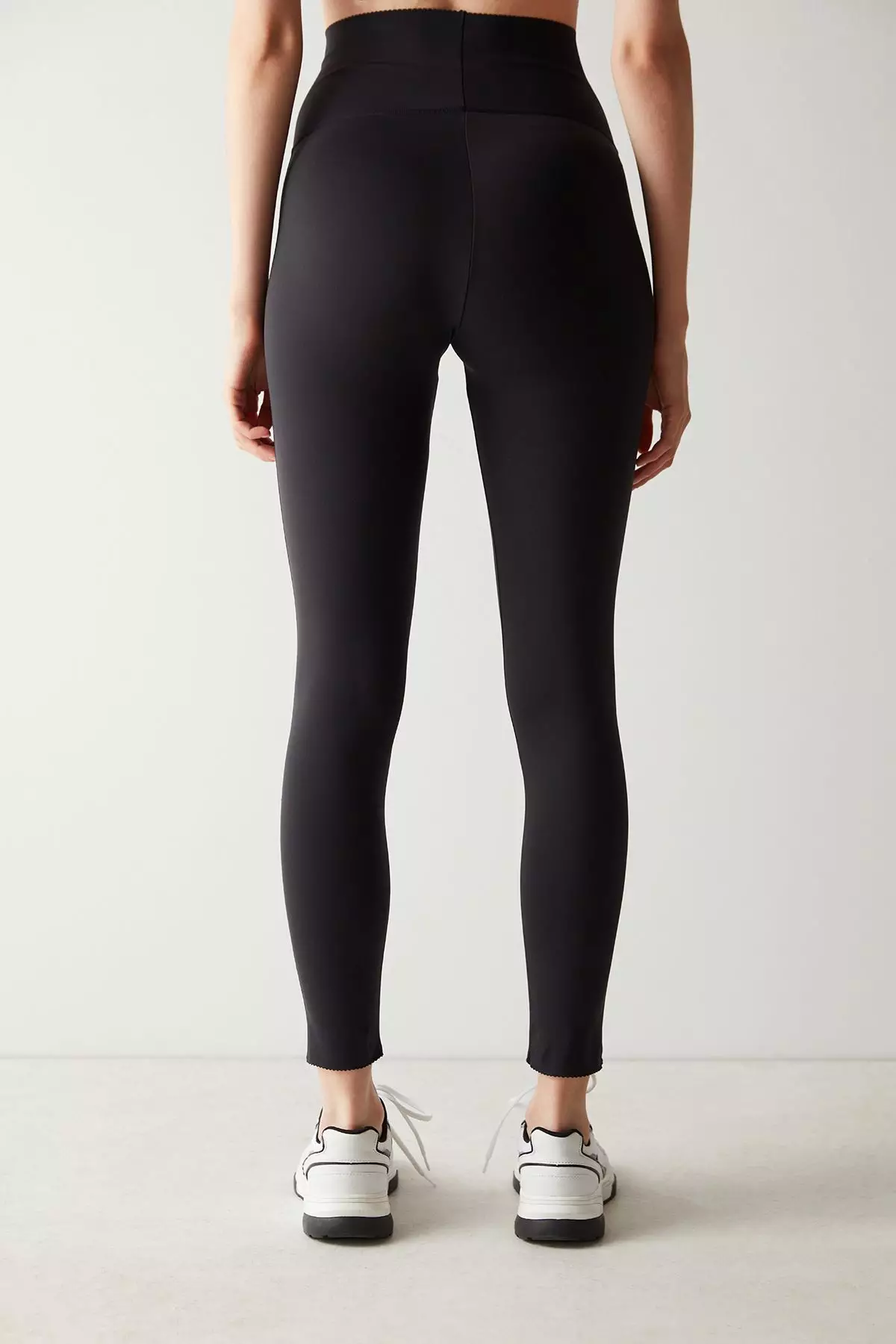 Buy Penti Black High Waist Compression Ankle-Length Form Leggings