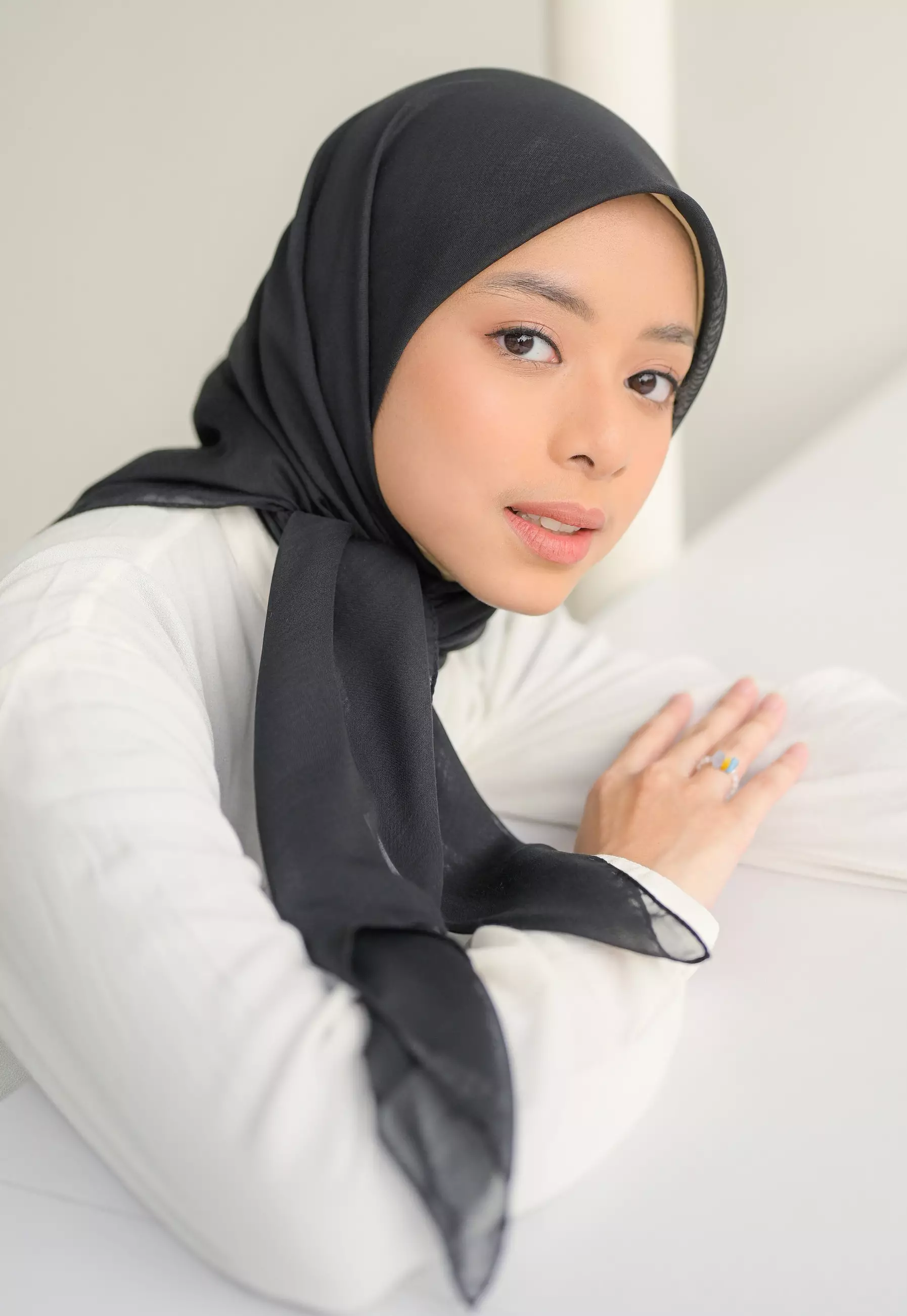 Mara Plain Paris Black