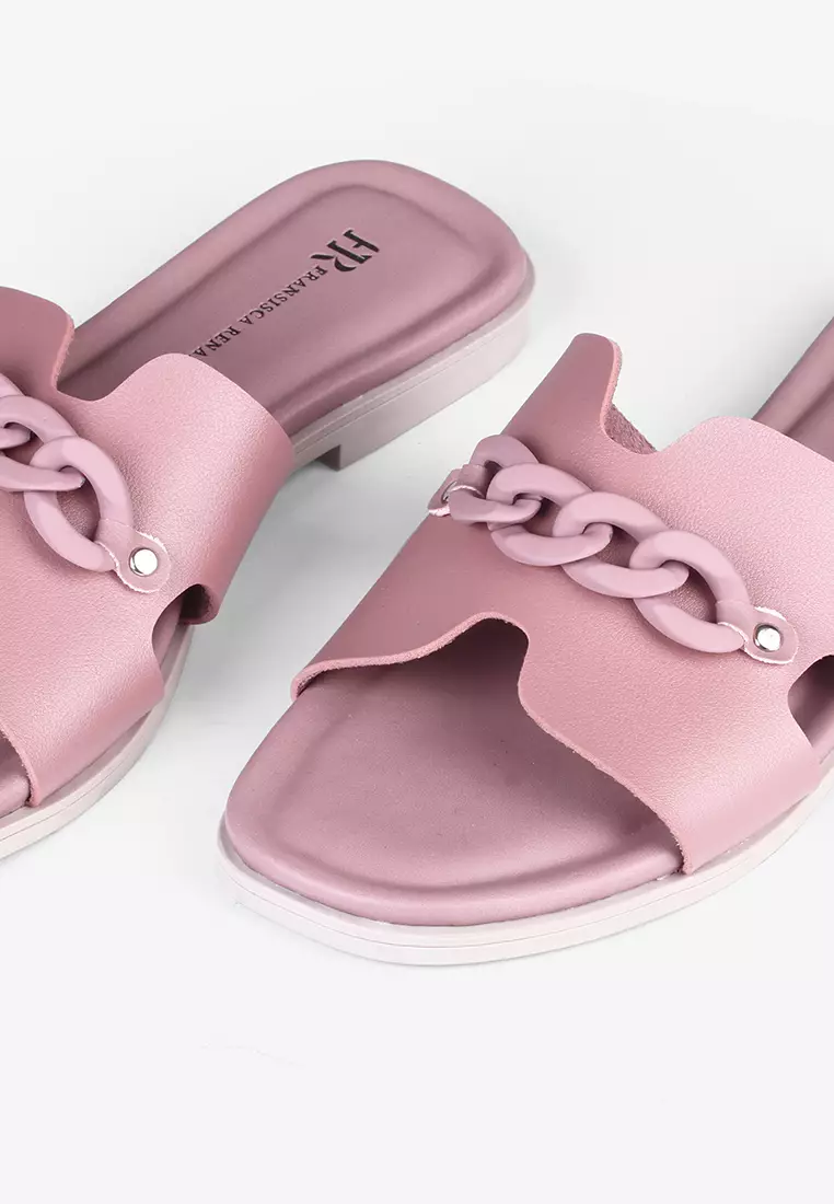 Sandal Kasual Wanita L.Reyna 03 Salem - Fransisca Renaldy