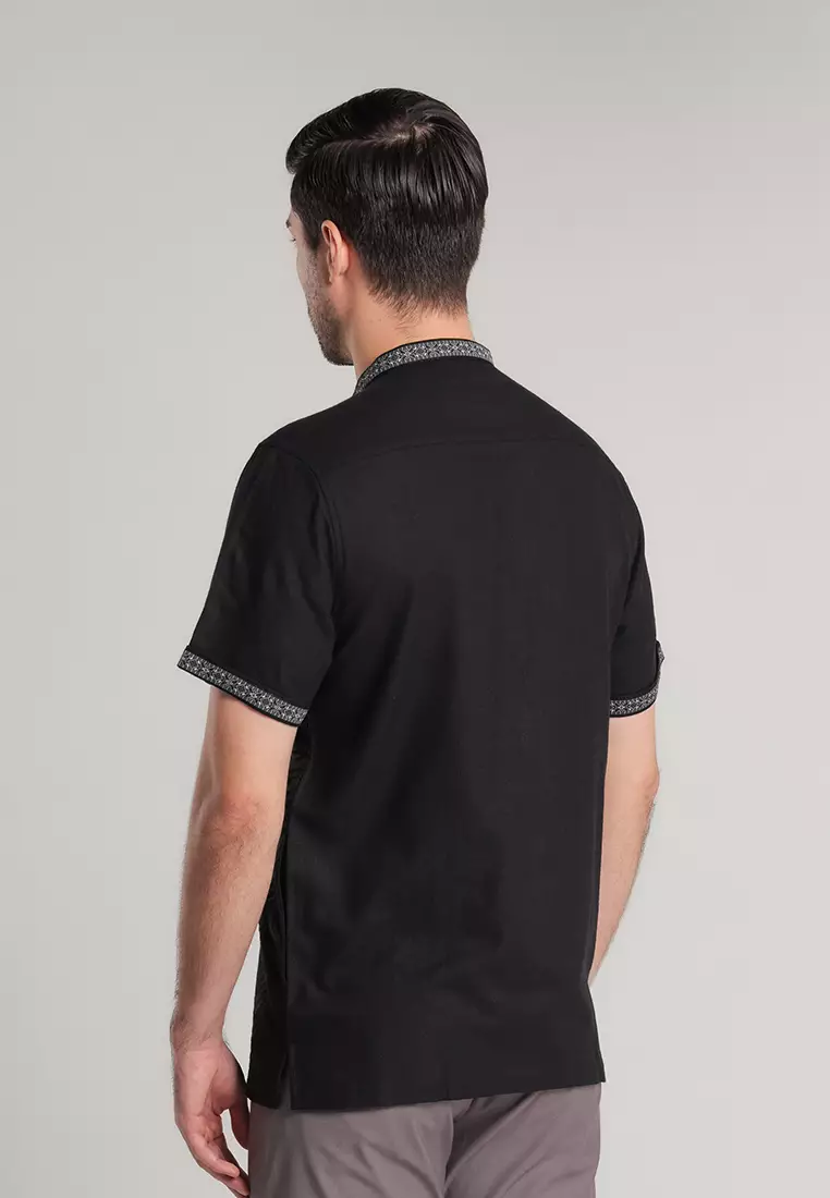 MOC Kemeja Koko Lengan Pendek Pria Arjun - Black