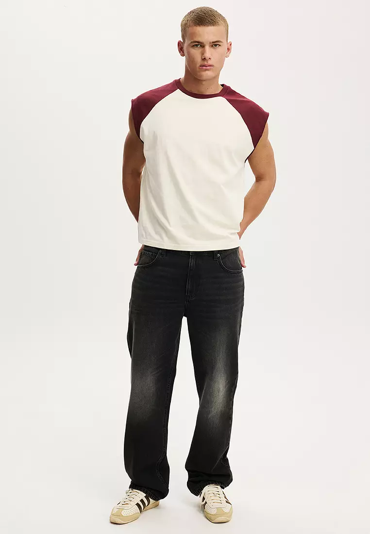 Cropped Fit Muscle Top