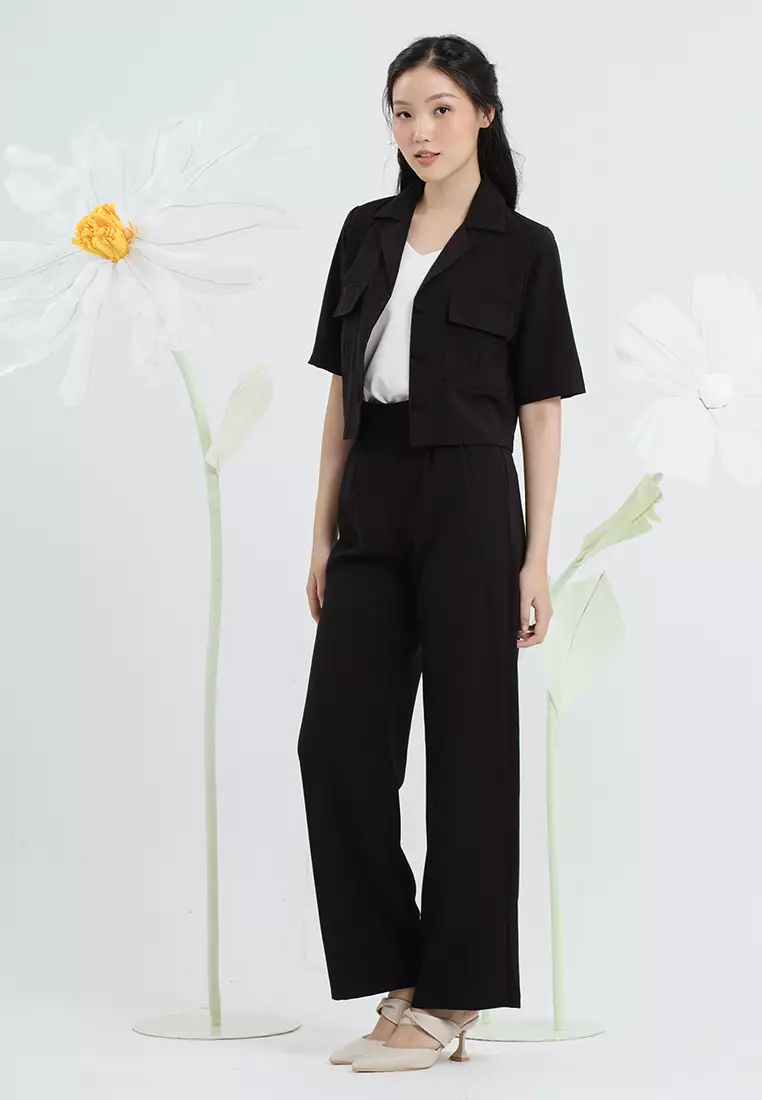 Double Pocket Crop Shirt in Black