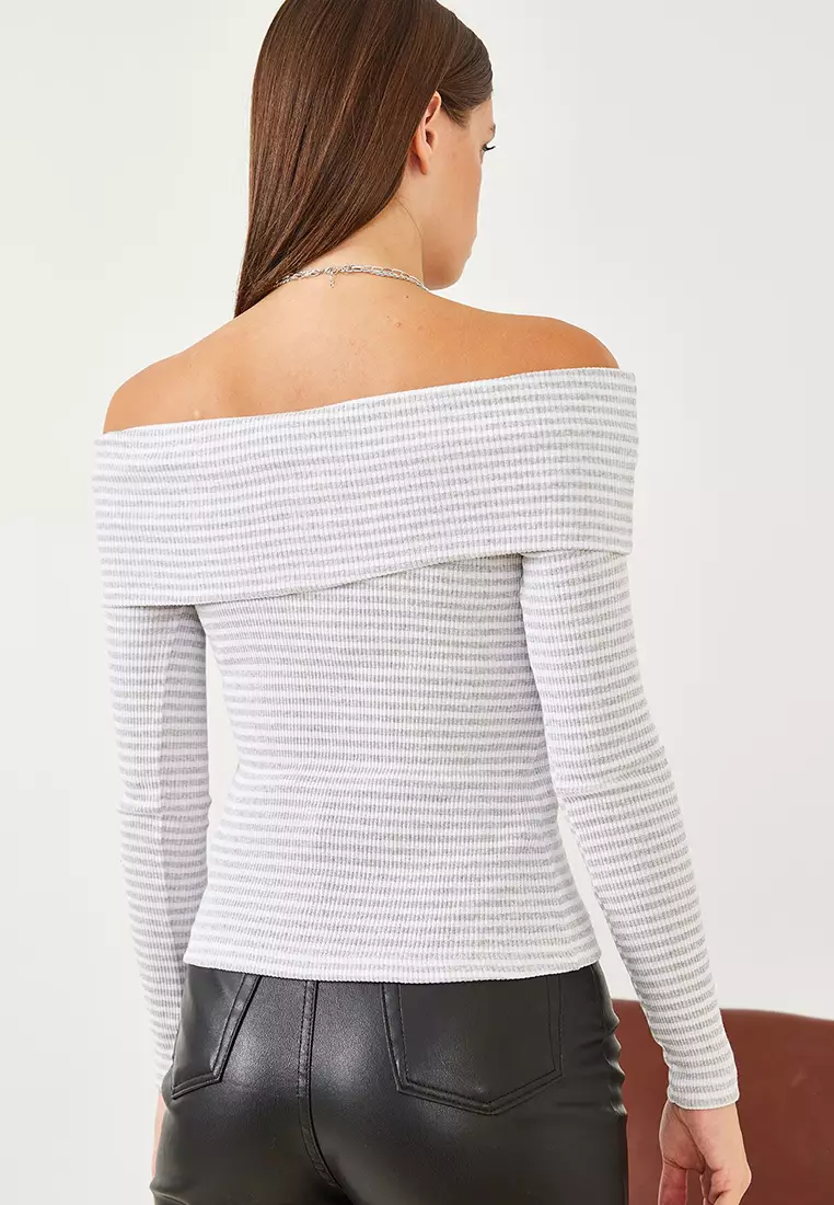 Women's Madonna Collar Striped Ribbed Long Sleeve Blouse 60251889