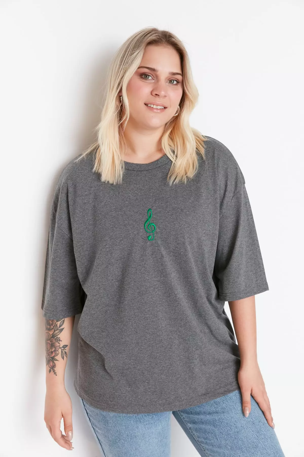 Trendyol Plus Size Graphic T-Shirt
