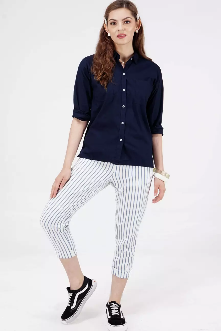 Kemeja Wanita Luna Navy