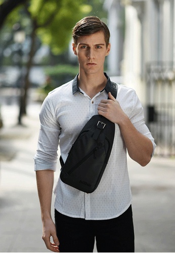 bag around chest