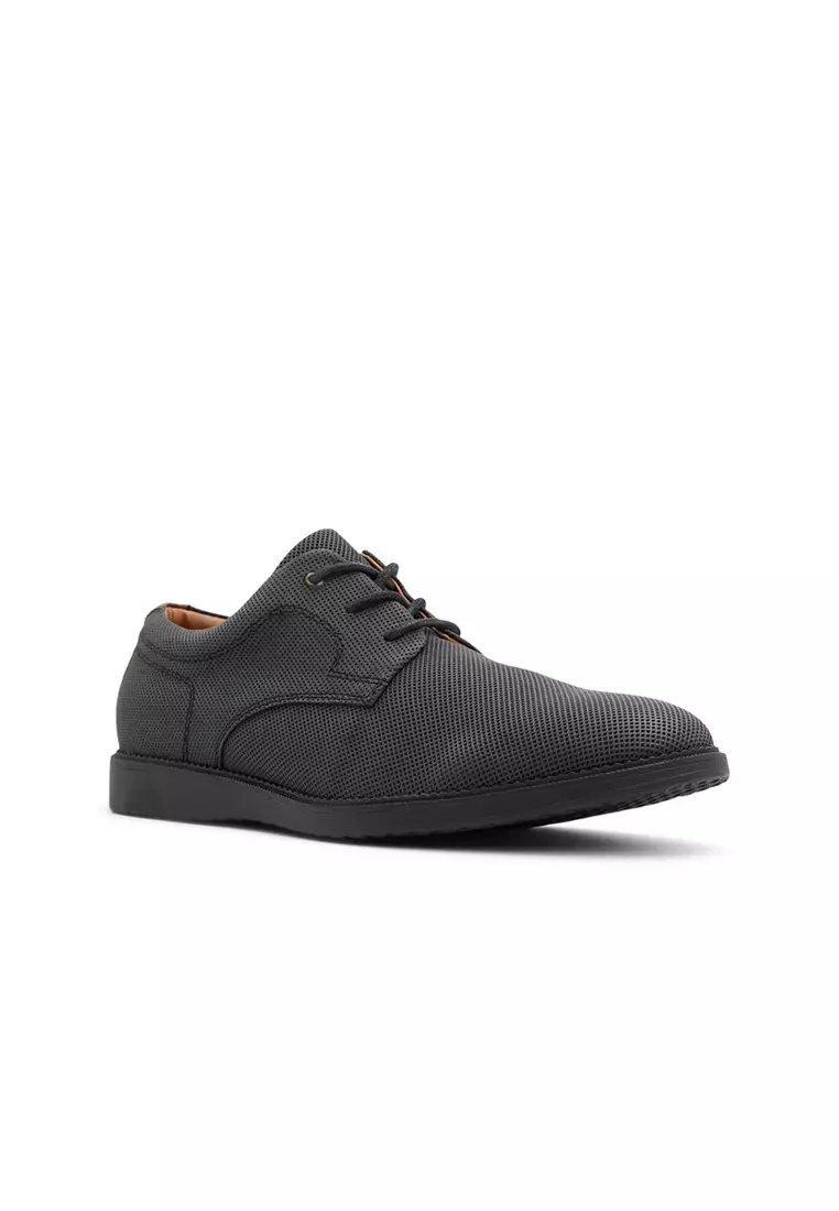 Spring shoes 2024 eaton centre