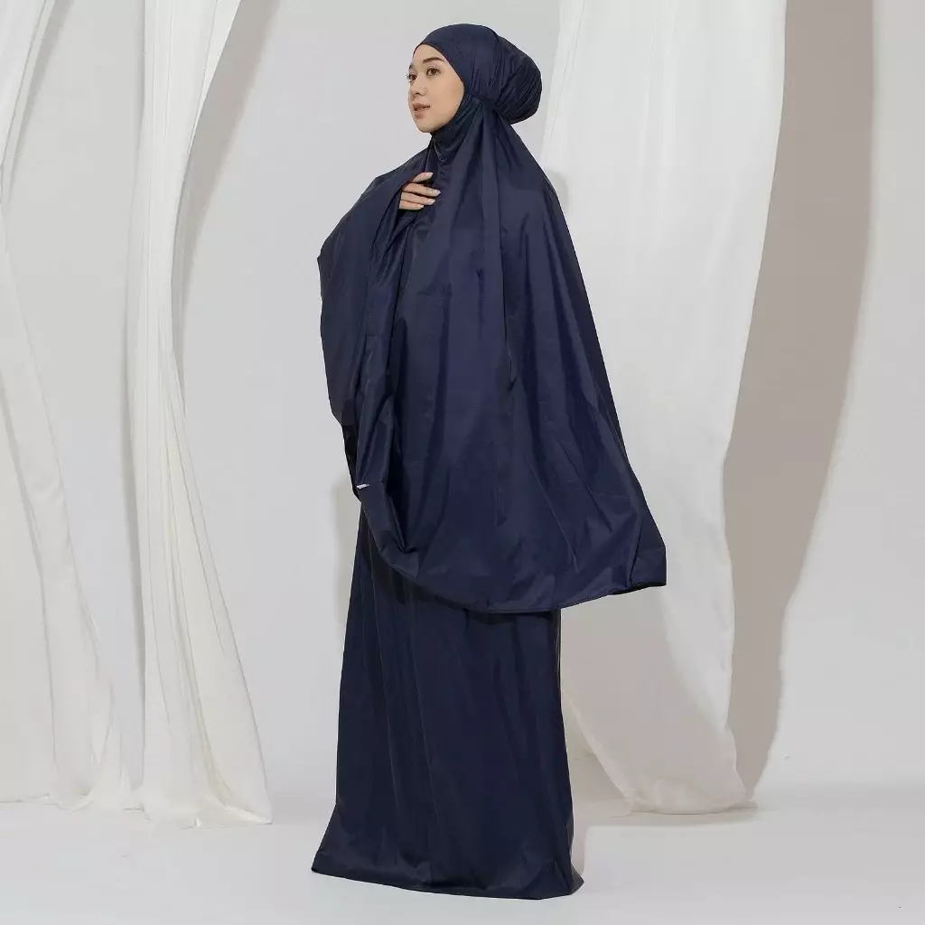 Madda Prayer Set Navy New