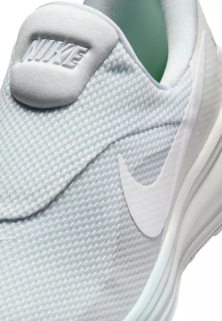 Revolution 8 EasyOn Road Running Shoes