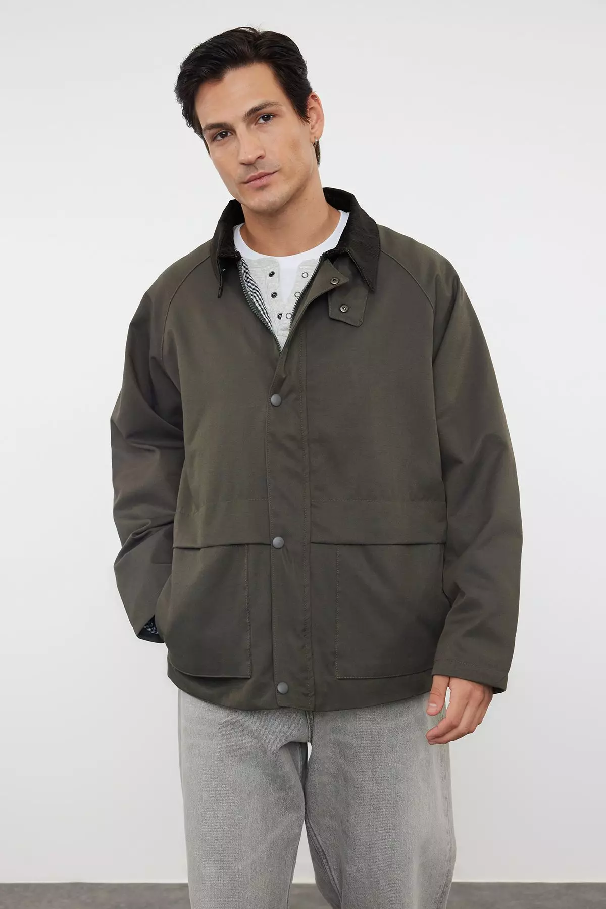 Khaki Regular Fit Velvet Collar Detailed Seasonal Unisex Coat TMNAW25MO00017