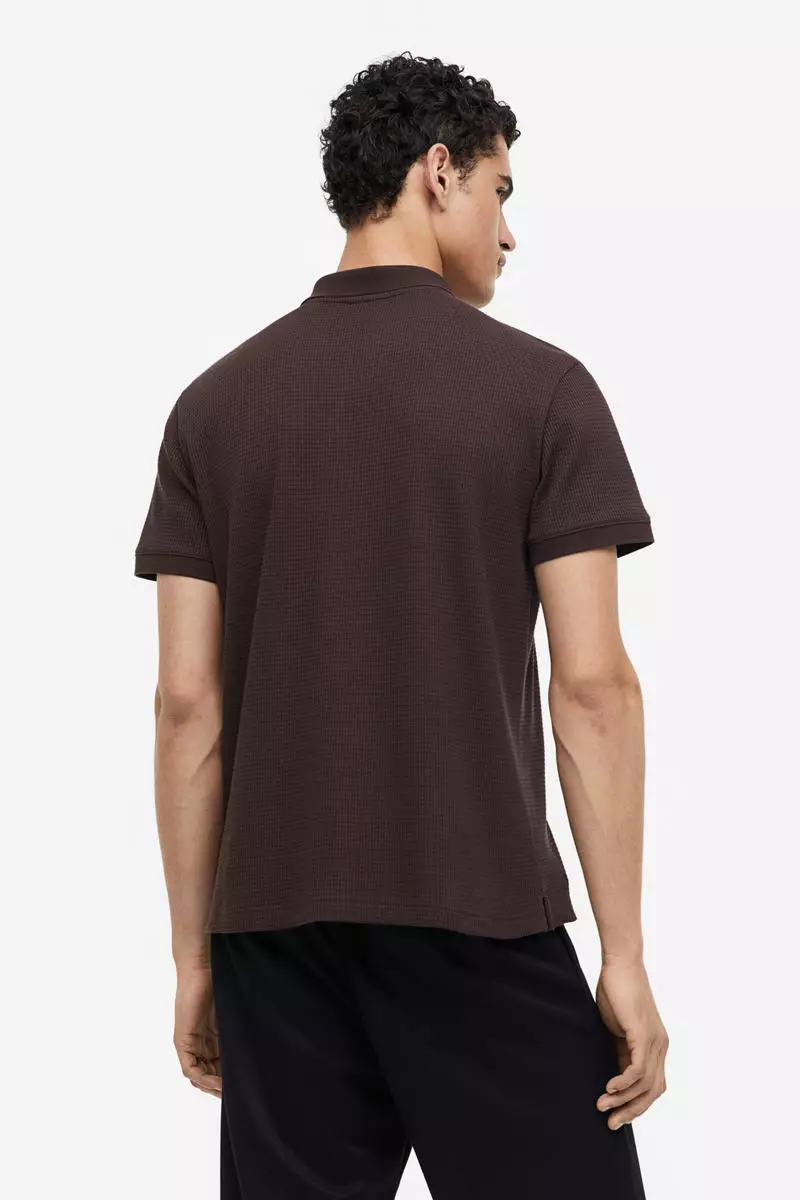 buy-h-m-slim-fit-waffled-polo-shirt-2023-online-zalora-singapore