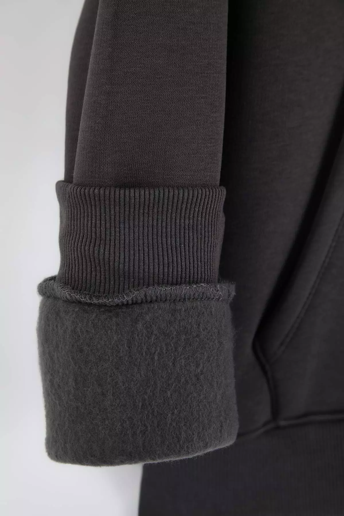 Anthracite Oversize/ Wide Cut Applique Embroidered Sweatshirt Tmnaw26Sw00056