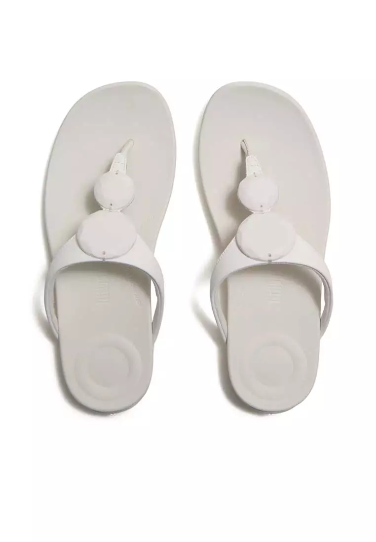 FitFlop SOLAY Glossy-Disc Toe-Post Sandals - Cream (A5W-477)
