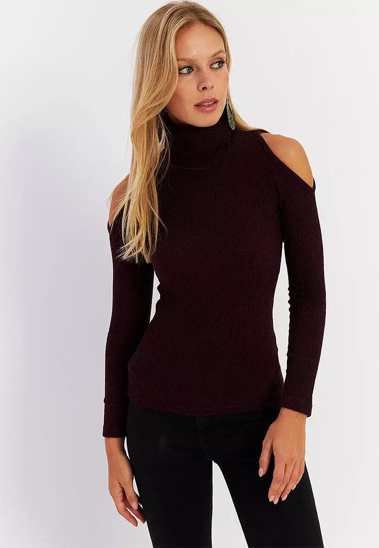 Off-Shoulder Camisole Blouse