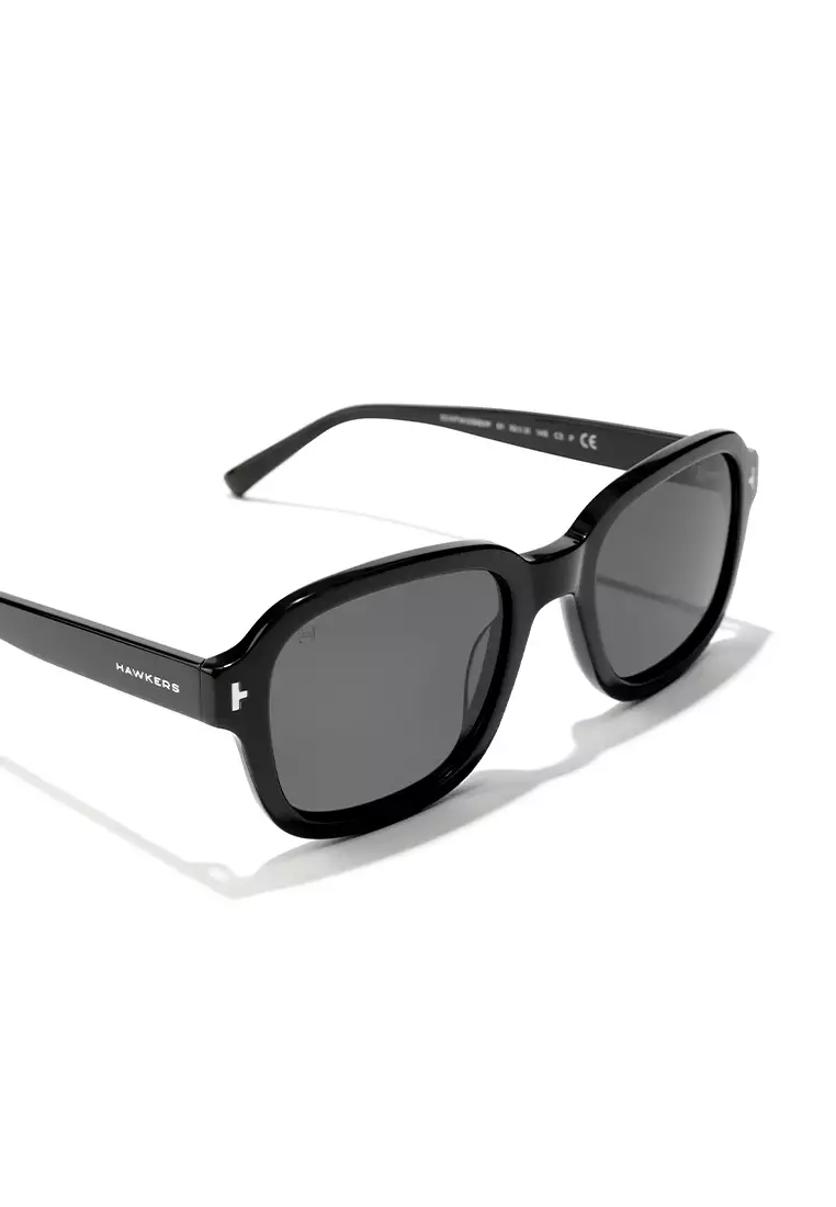 HAWKERS POLARIZED Black Dark TWIST Sunglasses for Men and Women, Unisex. UV400 Protection. Official Product designed in Spain