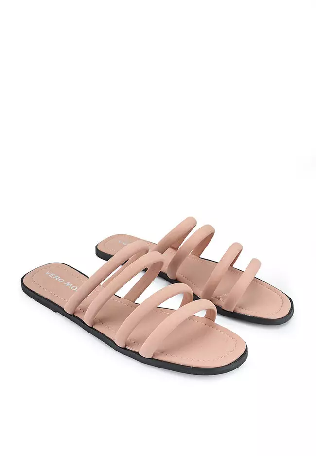 Casual flat sale sandals for ladies