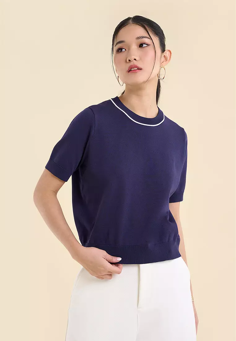 Dress Code Light Knit Top