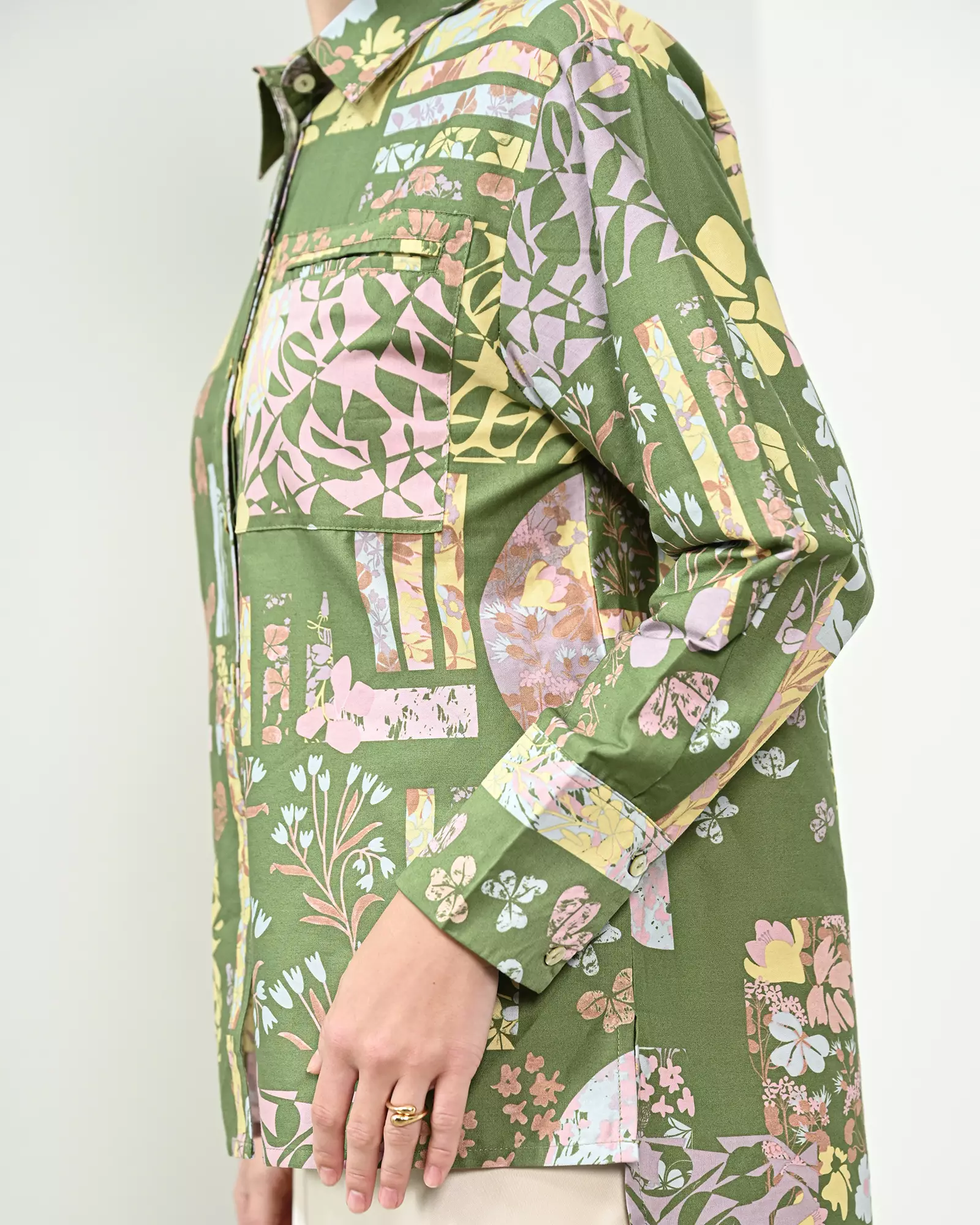 Geulis.id HARMONIA SHIRT - Green