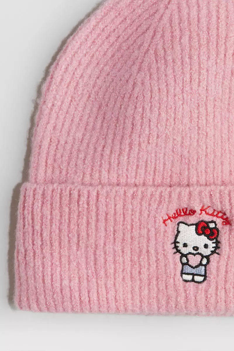 Appliquéd beanie